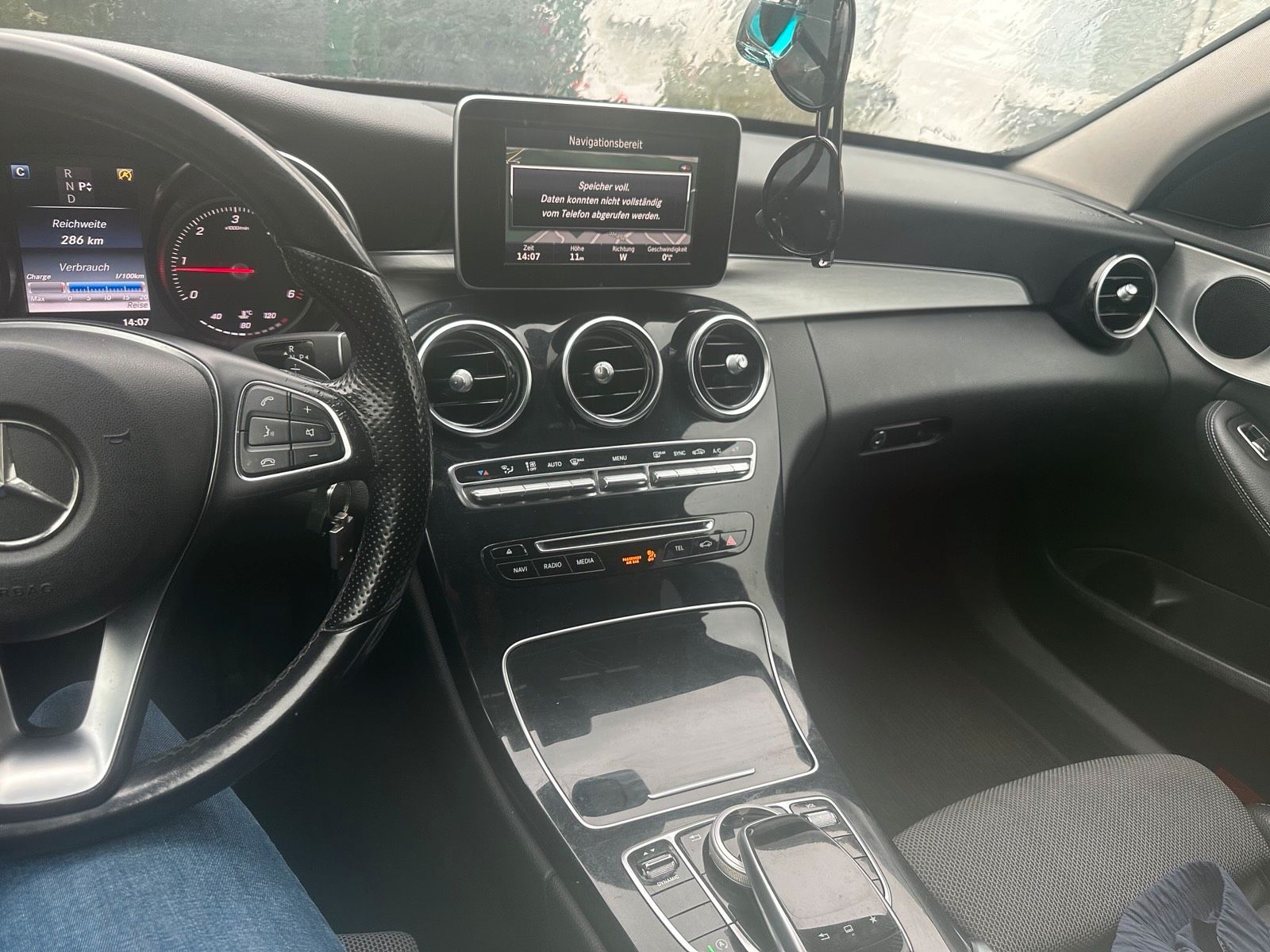 MERCEDES-BENZ Mercedes C220 D