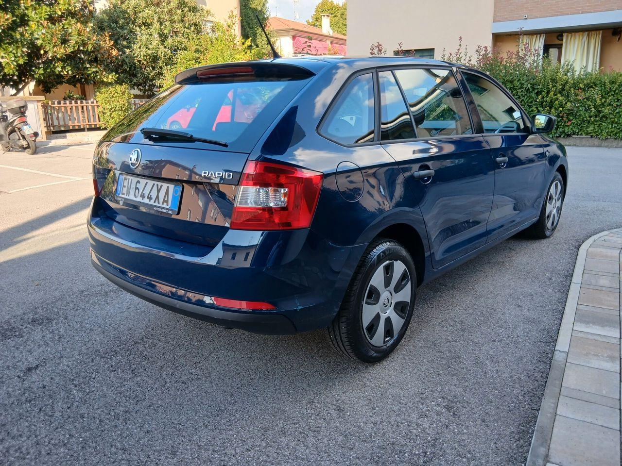 Skoda Rapid 2014 — двигун 1.197 cm³, 86 HP (63kW)