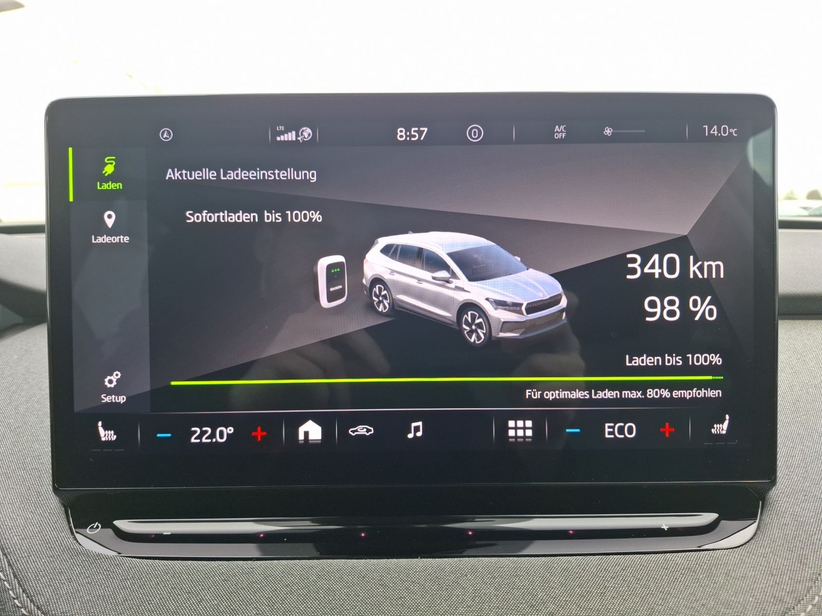 Fahrzeugabbildung SKODA Enyaq 60 Loft Matrix Navi ACC WP RFK SH 19"