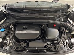 Fahrzeugabbildung BMW 218i Active Tourer M Sport-AHK/Pano/HeadUp/eSitz