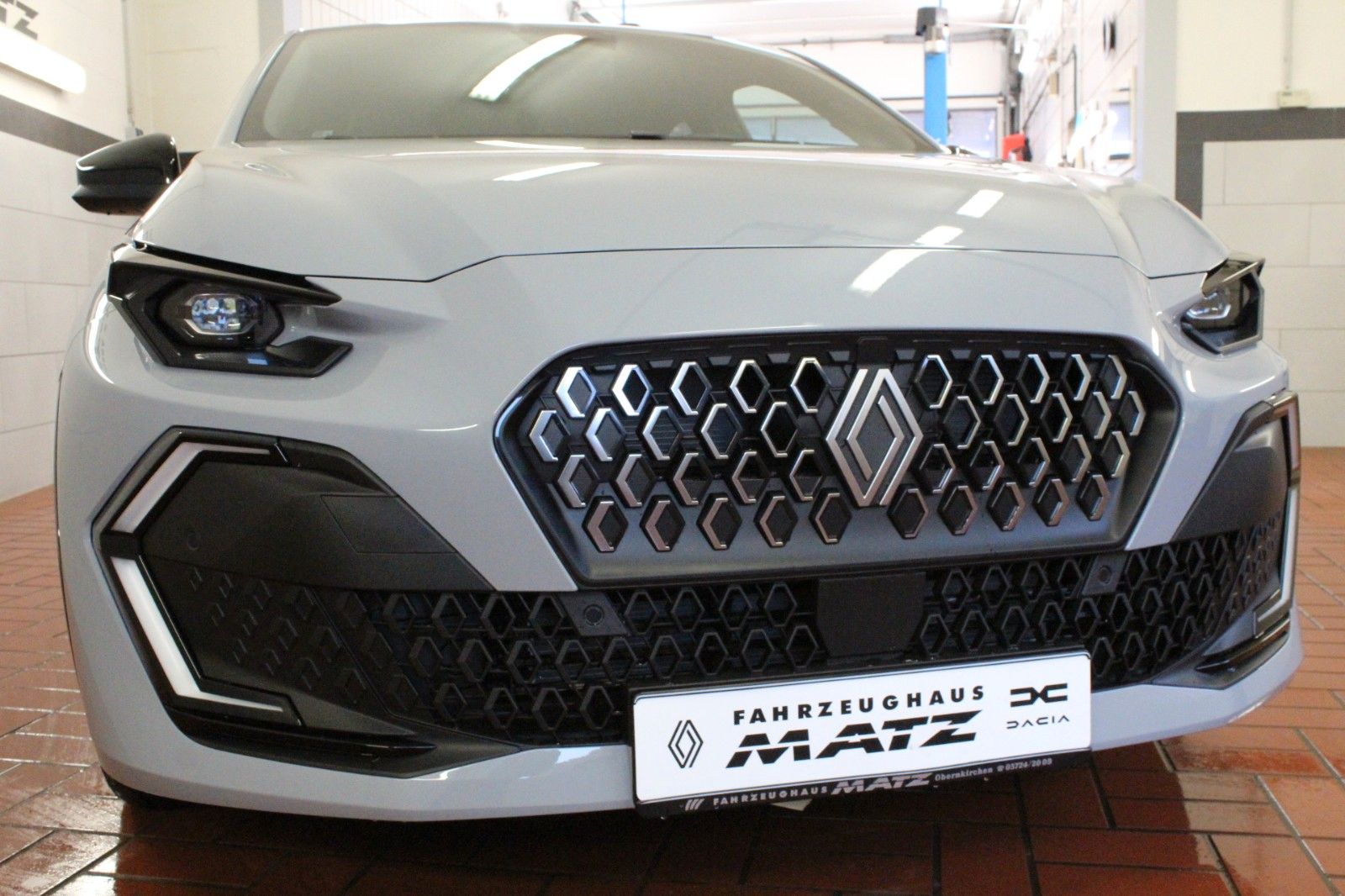 Fahrzeugabbildung Renault Clio TCe 115 Techno *Winter*Safety-Paket*