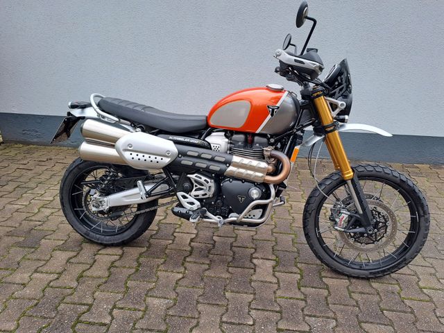 Triumph Scrambler 1200 XE "Gold Line"