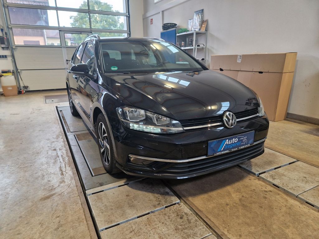 Image of Volkswagen Golf