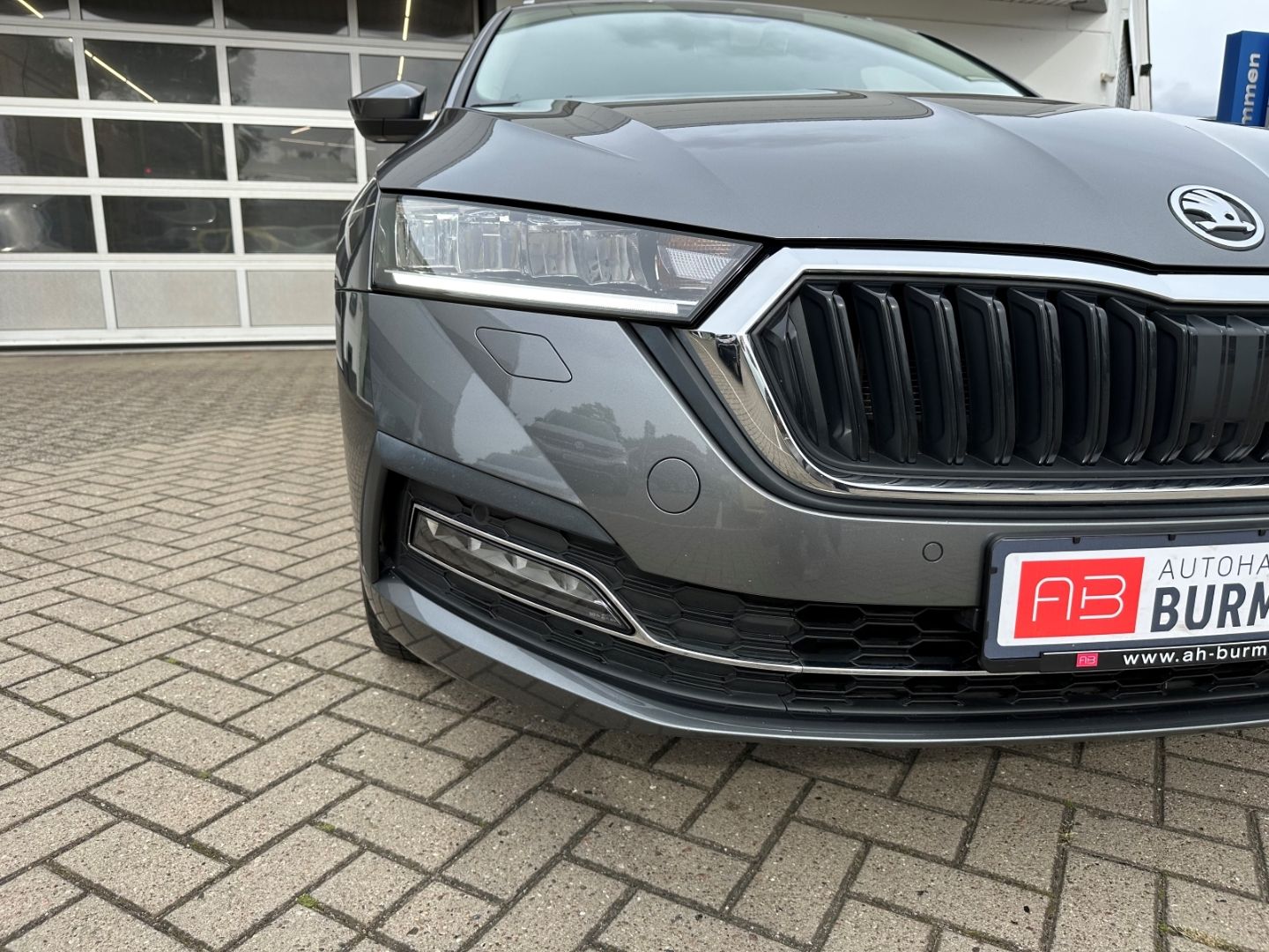 SKODA Octavia Style 2.0 TDI DPF EU6d Combi - Image 9