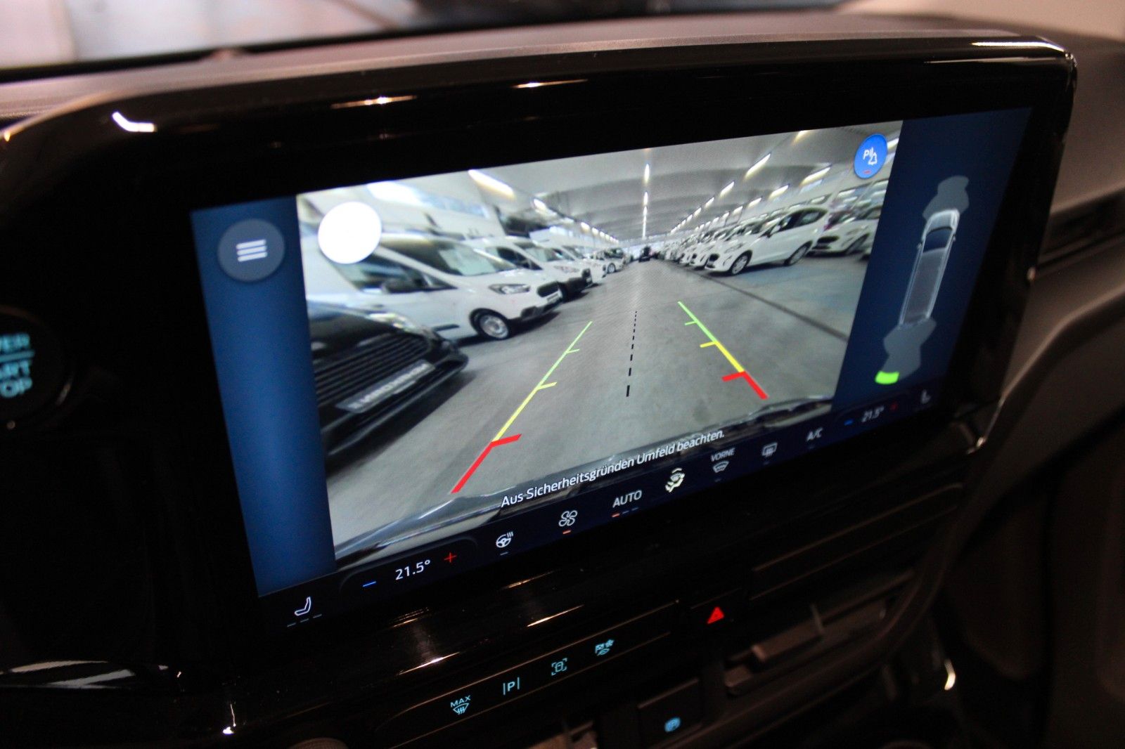 Fahrzeugabbildung Ford Transit Custom Nugget L1 Titanium Aufstelldach