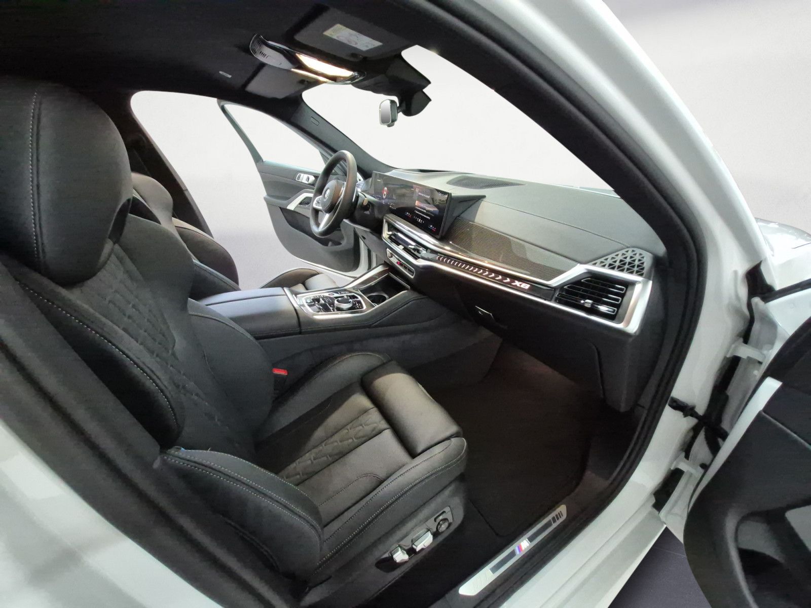 BMW X6 M - Bild 10