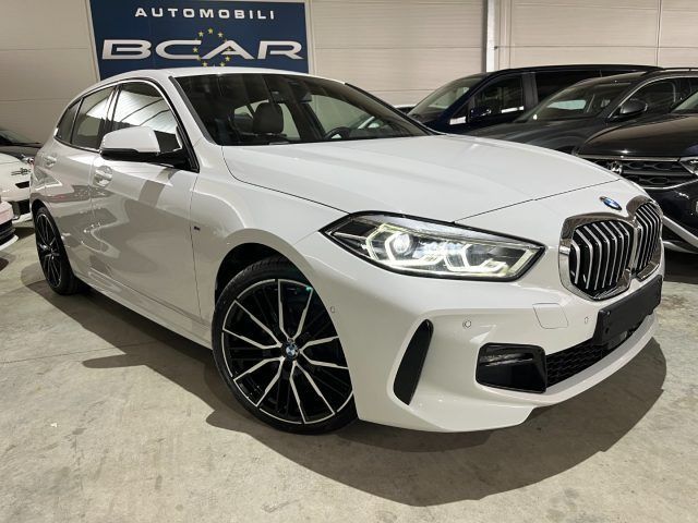 BMW 118 iA 5p. AUT Msport /NAVI+TELEC/LED/"19 Pe imagem 2