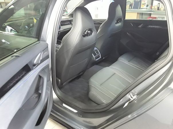 Volkswagen Passat - Bild 5