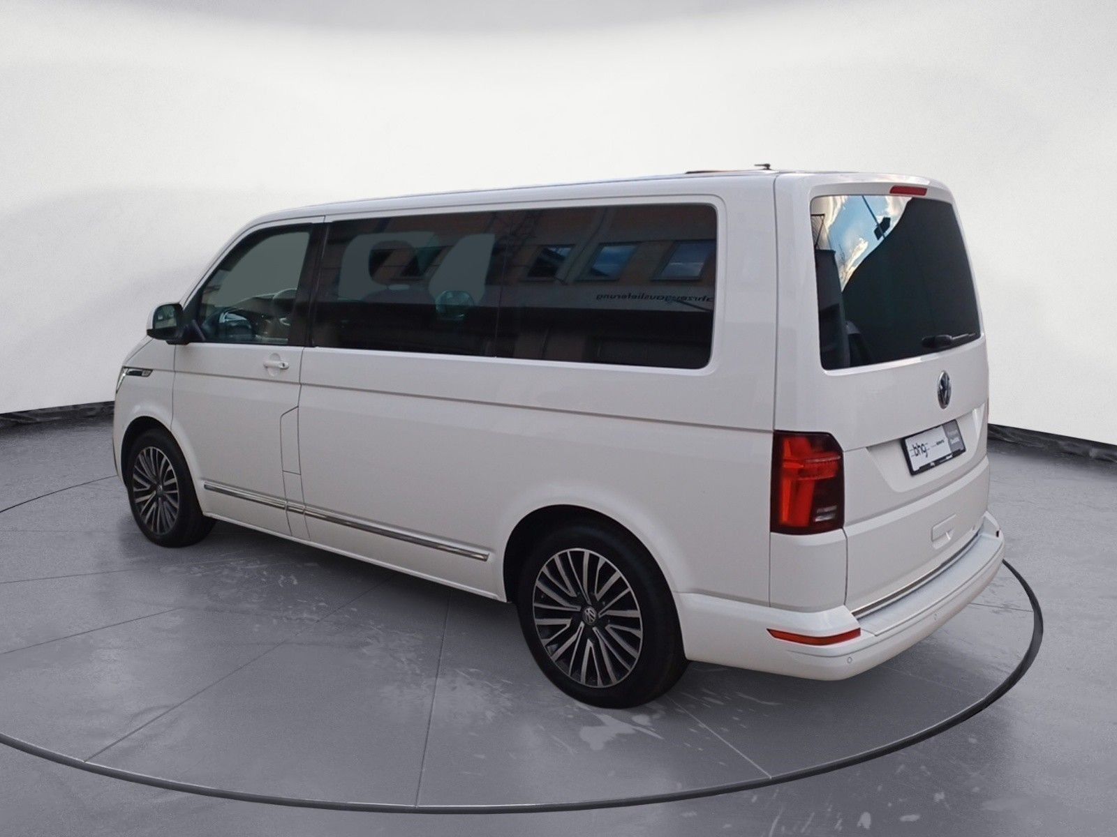 Volkswagen T6 Multivan - Bild 3