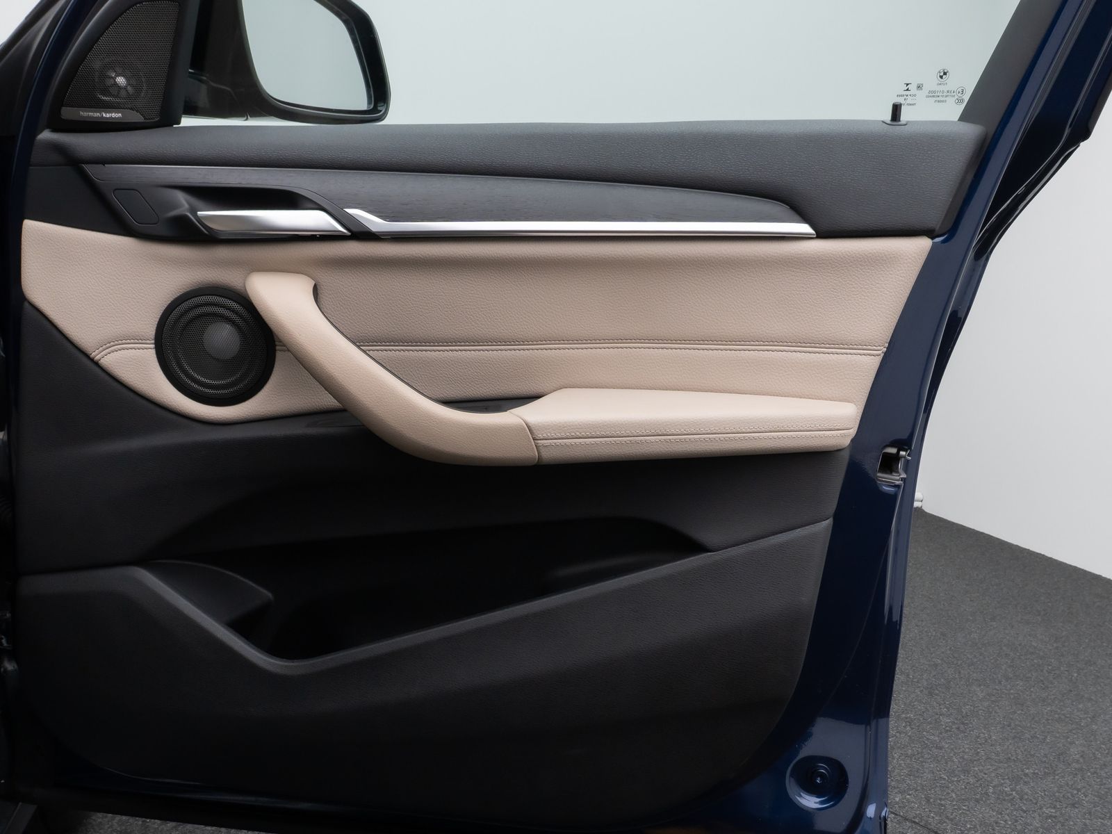 Fahrzeugabbildung BMW X1 sD20i xLine Panorama HUD H/K AHK Leder Voll