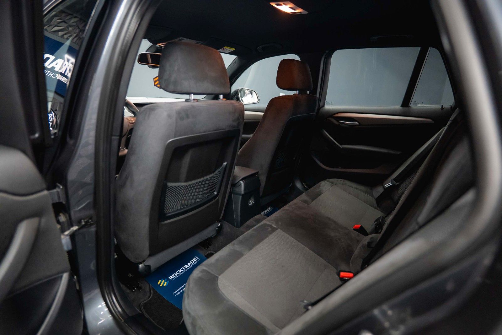 Fahrzeugabbildung BMW X1 xDrive 18d M-Sport Shadow Line *Bi-Xenon*DAB*