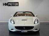 Ferrari California 4.3 V8 4-Sitzer - - Ferrari: 3.8