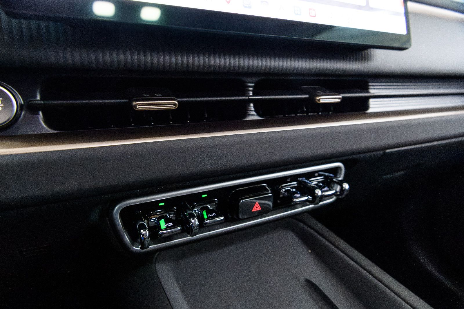 Fahrzeugabbildung GWM GWM ORA 5 SUV Hybrid Luxury 1.5 Turbo