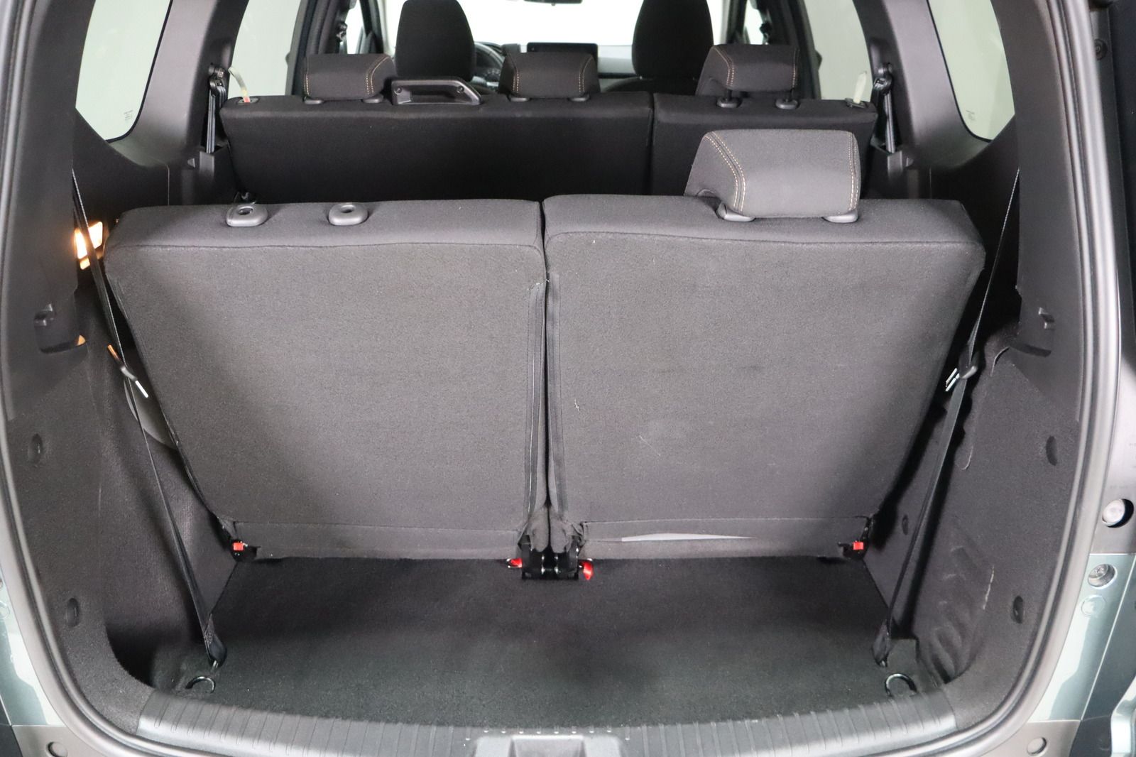 Fahrzeugabbildung Dacia Jogger  TCe * 7-Sitzer * Navi * LED * Sitzhzg.