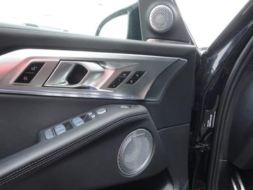 2023 BMW XM — миниатюра 19