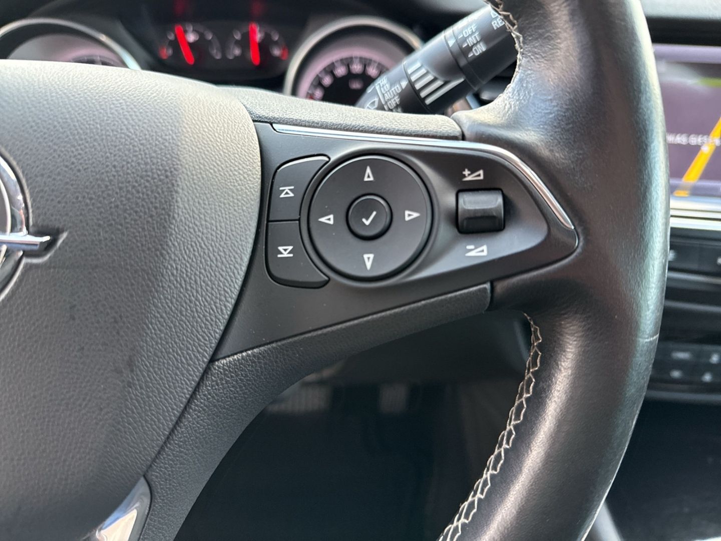 Fahrzeugabbildung Opel Insignia B INNOVATION INSIGNIA 1.5 Sports Tourer