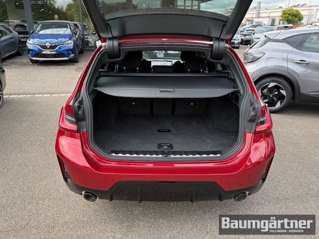 Fahrzeugabbildung BMW 330 i xDrive M-Sport Touring Kamera/ACC/Sitzh.