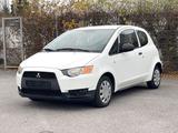 Mitsubishi Colt 1.1 TÜV NEU + Inspektion - Mitsubishi Colt: Weiß