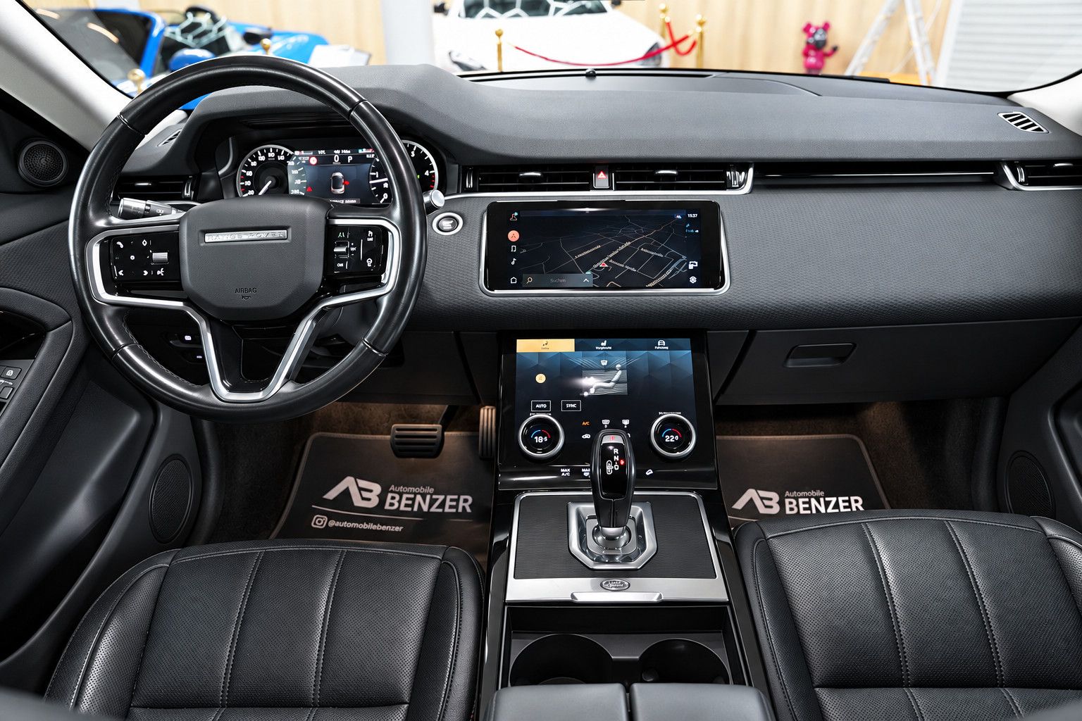 Fahrzeugabbildung Land Rover Range Rover Evoque S /KAMERA/CAR-PLAY/L-HEIZUNG
