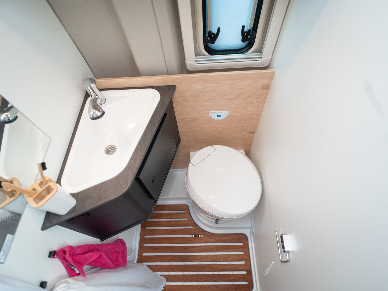 Fahrzeugabbildung Sunlight Adventure Cliff 540 Fiat