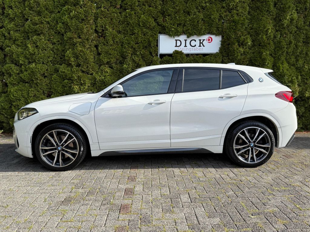 Fahrzeugabbildung BMW X2 xDrive 25e M Sport LED+NAV+KAM+H&K+PARK+CARPL