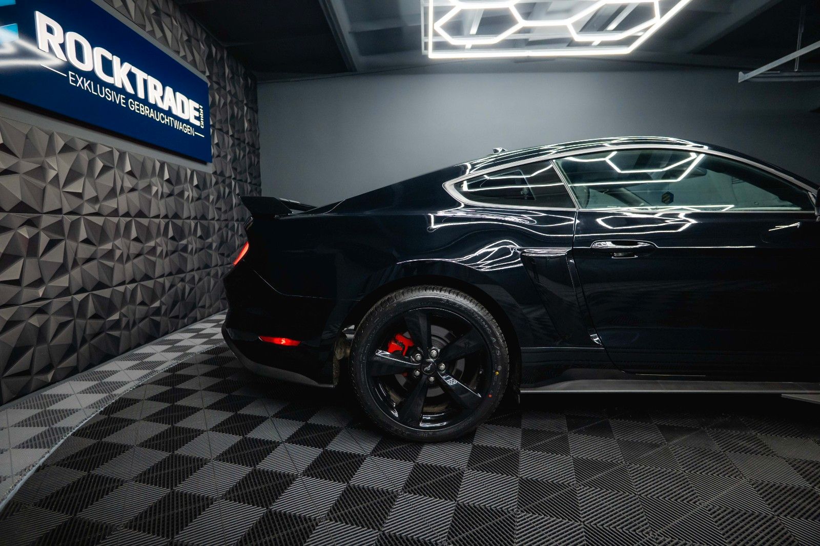 Fahrzeugabbildung Ford Mustang Shelby GT 500 5.0 V8 Performance PREMIUM