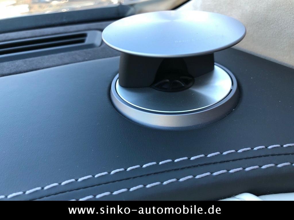 Aston Martin Vanquish