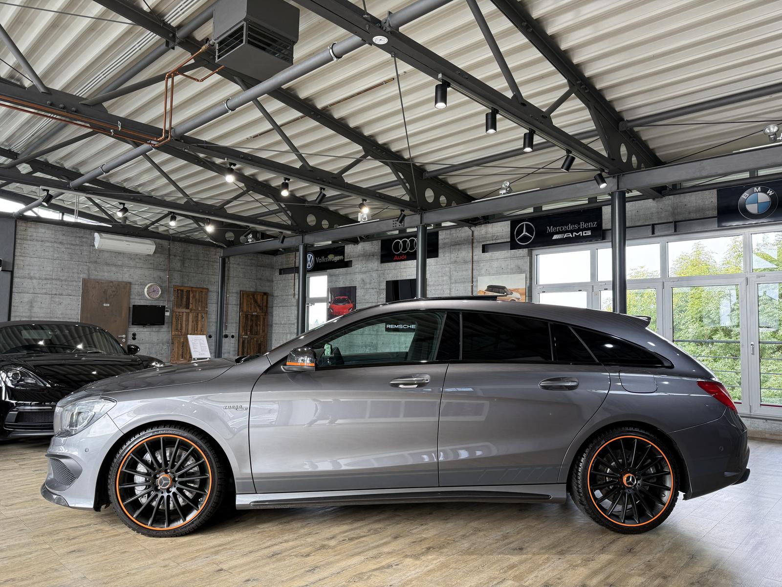 Mercedes-Benz CLA 45 AMG Shooting Brake 4Matic Orange Art*VOLL