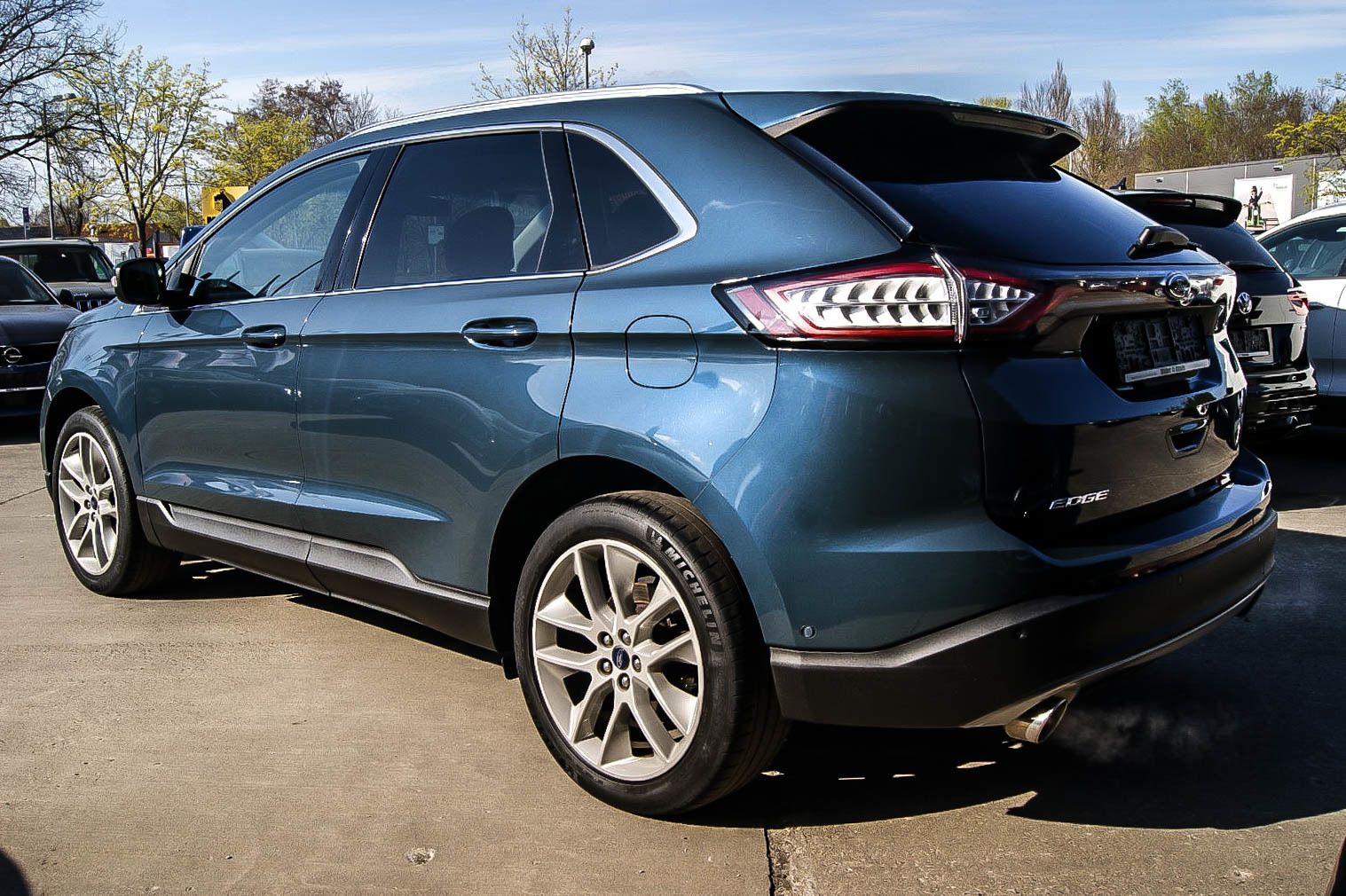 Fahrzeugabbildung Ford Edge 2.0TDCi Bi-Turbo 4x4 LED KAMERA ACC 1.HAND