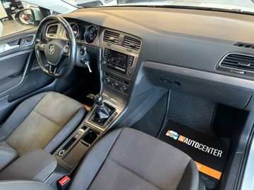 Volkswagen Golf VII Variant Trendline BMT *Navi*