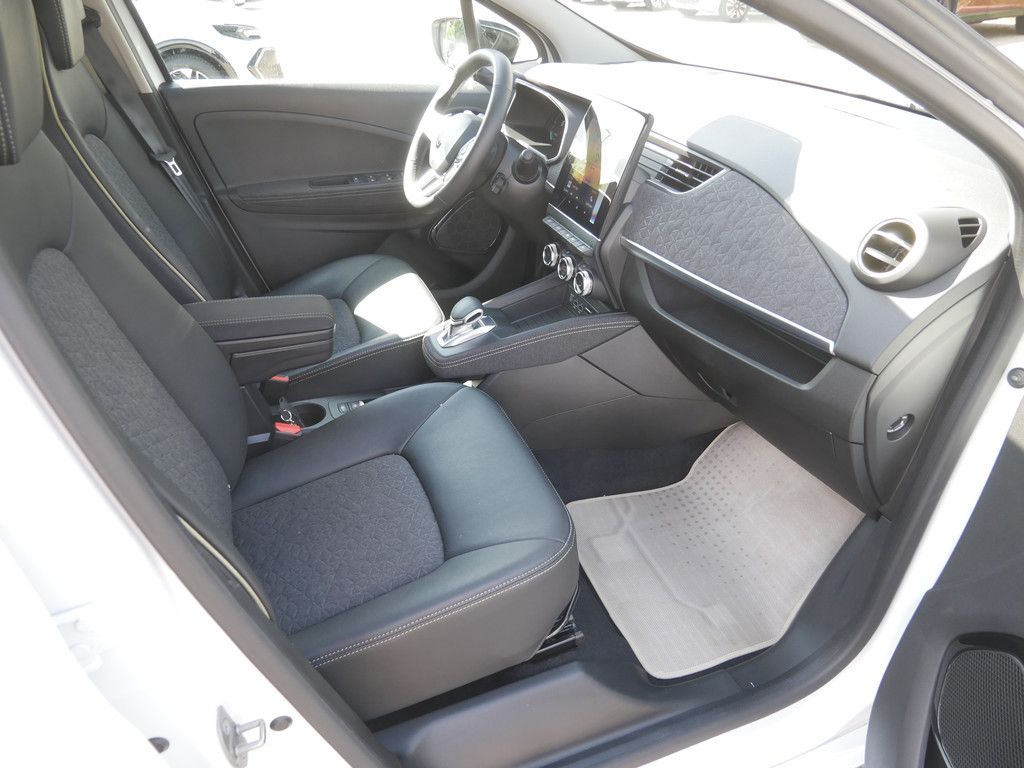 Fahrzeugabbildung Renault ZOE E-TECH Iconic KLIMA PDC SHZ KAMERA BOSE LED