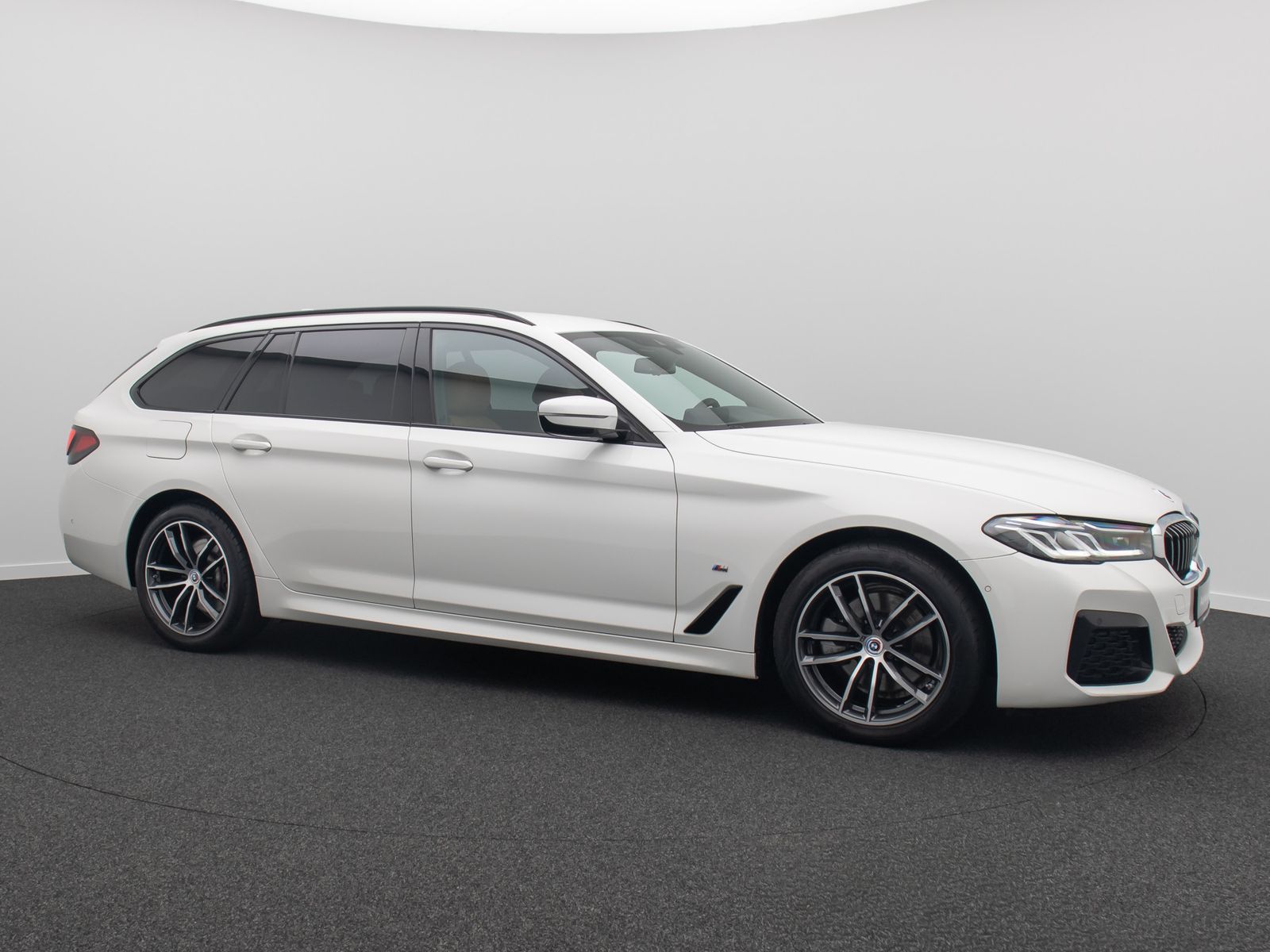 Fahrzeugabbildung BMW 520d M Sport Laser DAB Kamera 4*Klima Alarm 18"