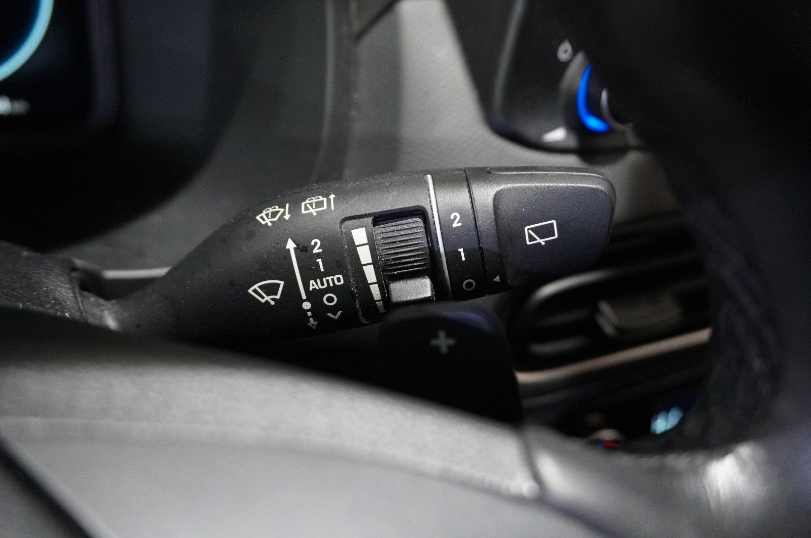 Fahrzeugabbildung Hyundai Kona 1.0 T-GDI STYLE DCT NAVI/LED/KAMERA/VIRTU.