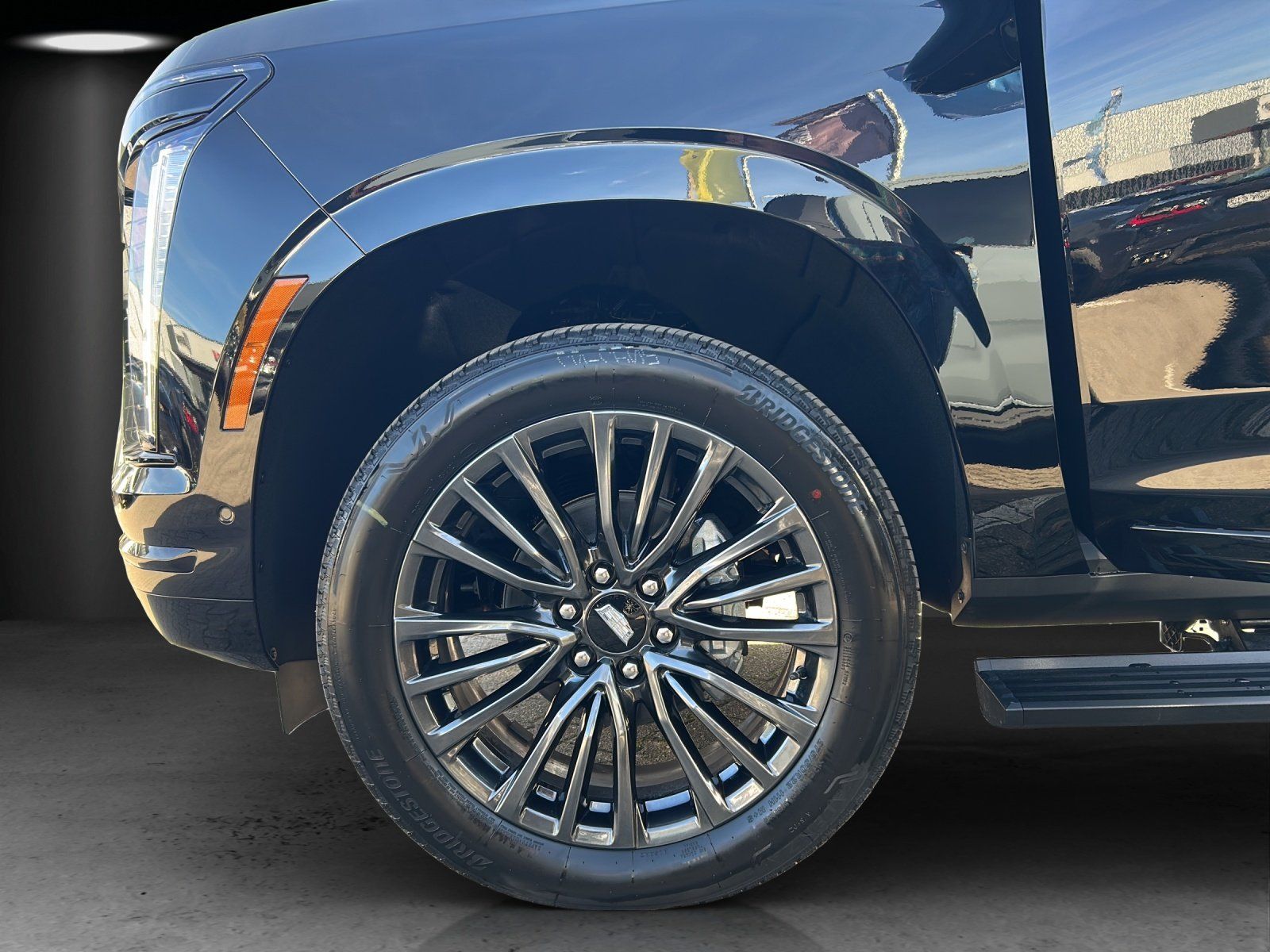 Fahrzeugabbildung Cadillac Escalade ESV MY 25 FACELIFT/EXECUTIVE SITZ/LANG