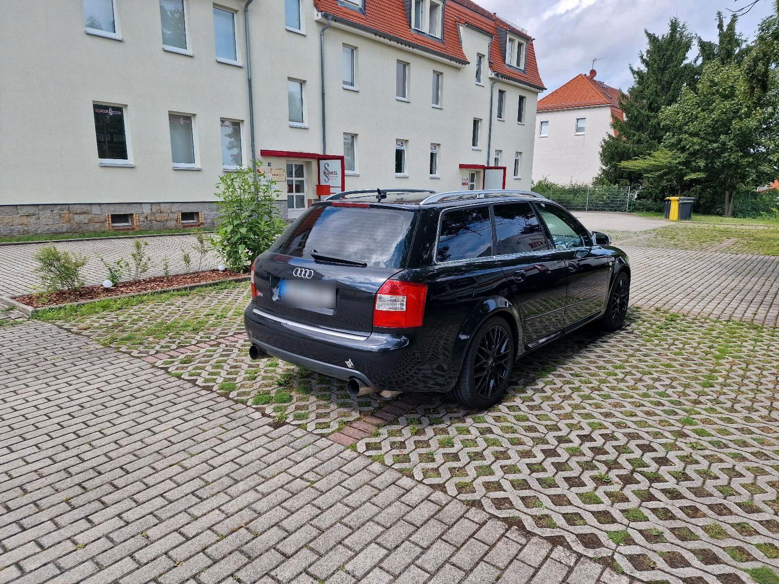 Audi S4 2004 — engine 344 HP (253kW)