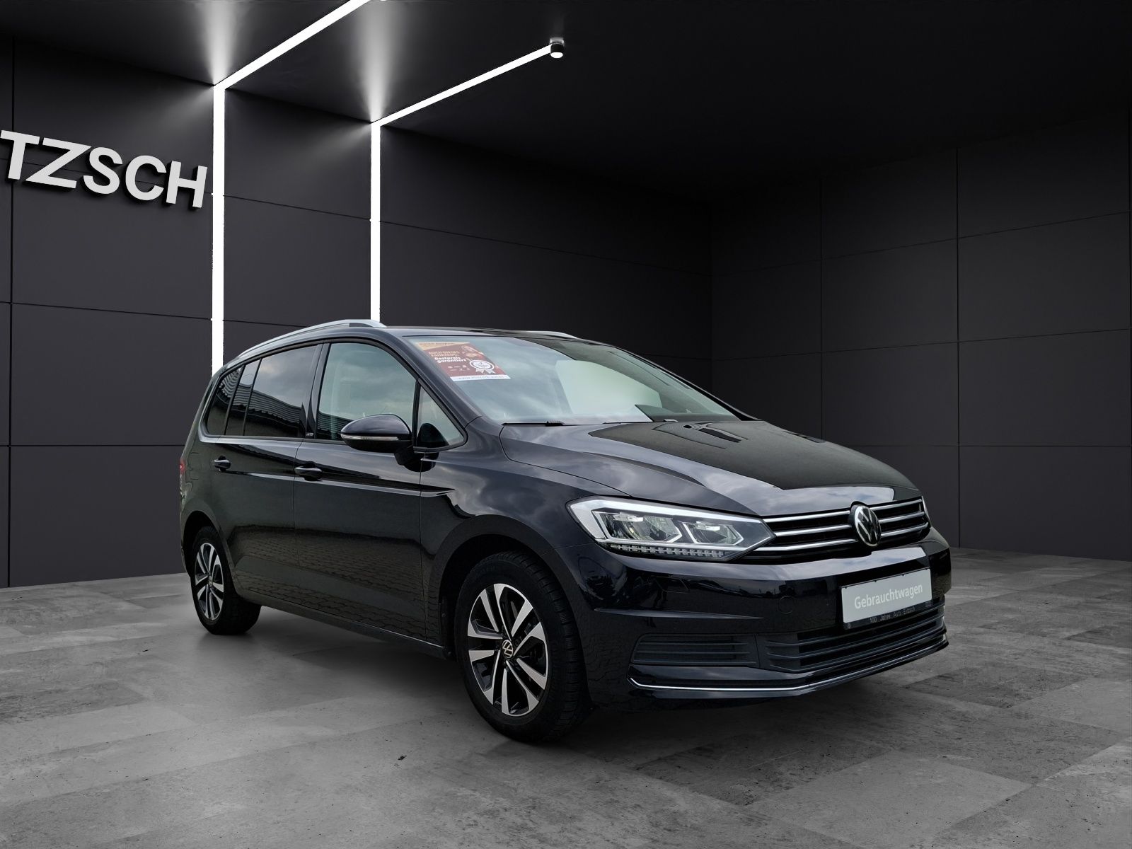 Fahrzeugabbildung Volkswagen Touran TSI United Standhzg 7-Si LED Navi ACC RFK
