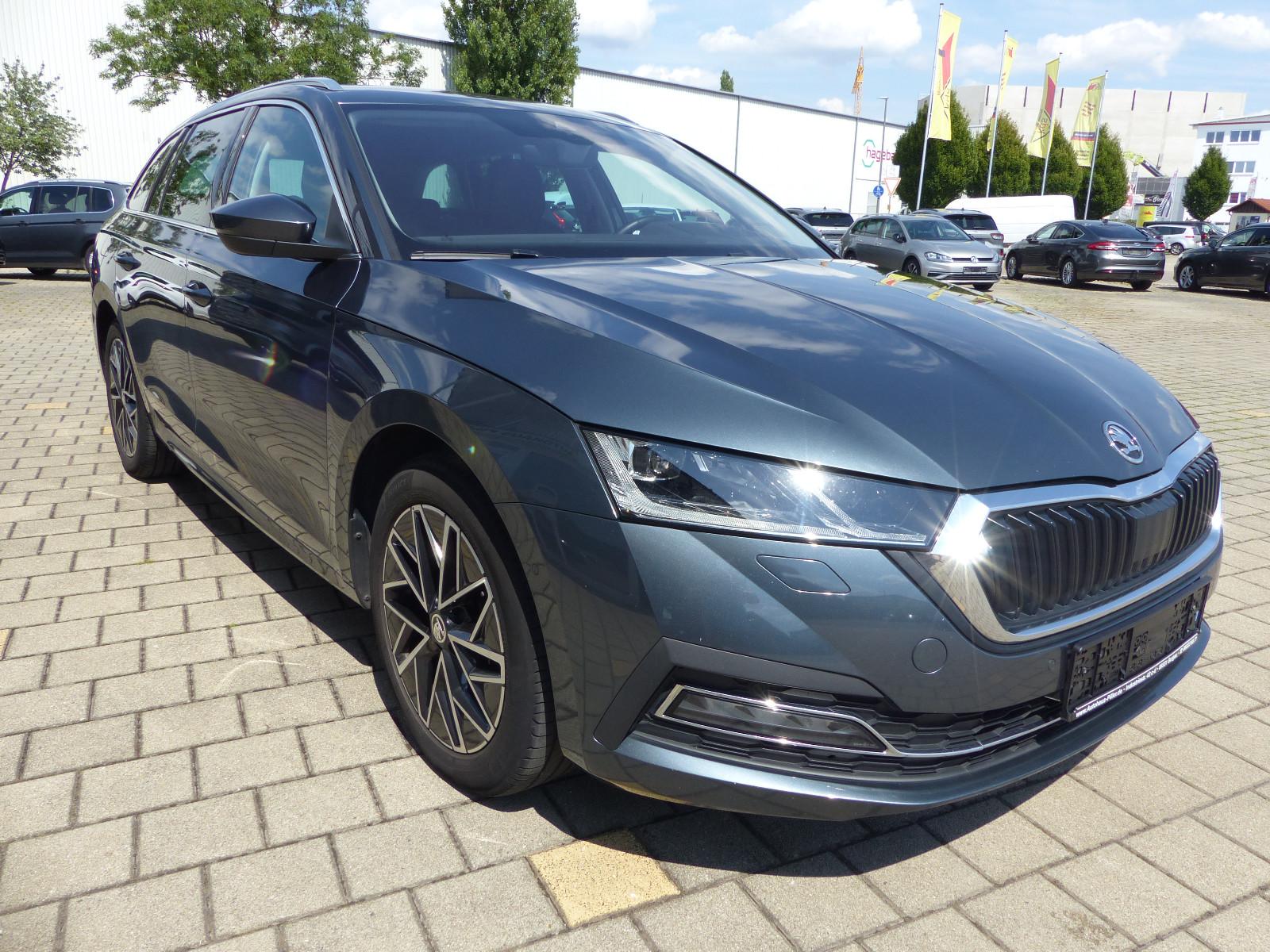 Skoda Octavia Combi First Edition*LEDER*LED*Navi*PDC*