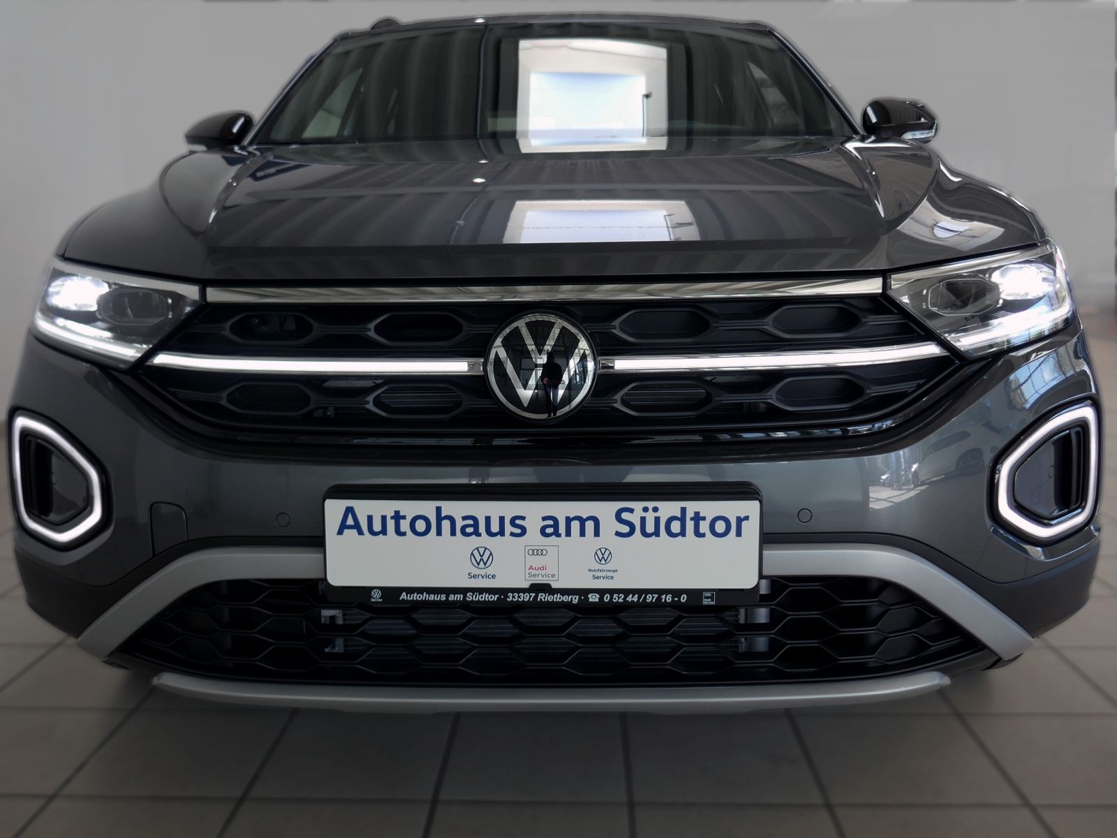Fahrzeugabbildung Volkswagen T-Roc Style 1.5 TSI DSG | LED RFK ACC