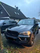 BMW X5 4.8i - - BMW X5 aus 2007: 4.8