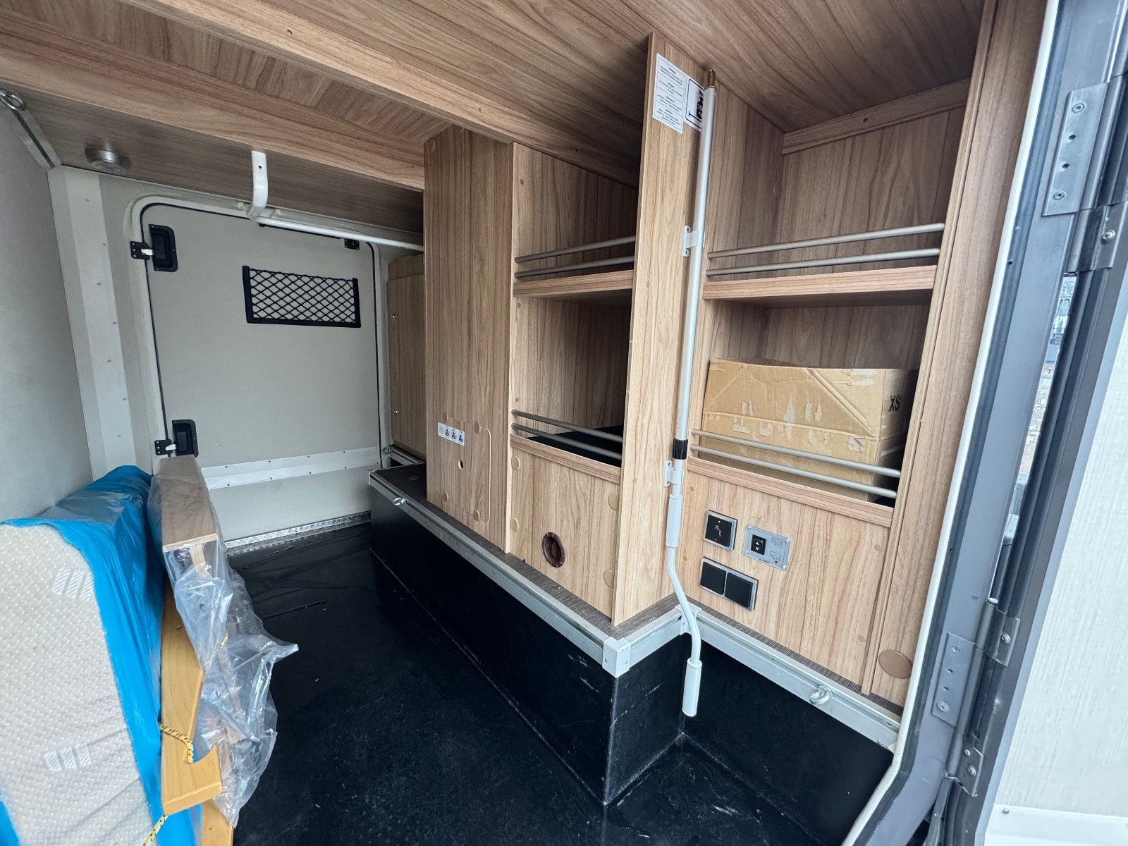 Fahrzeugabbildung HYMER / ERIBA / HYMERCAR ML-T 570 60 EDITION MB SPRINTER 316 CDI 7GT SHZD