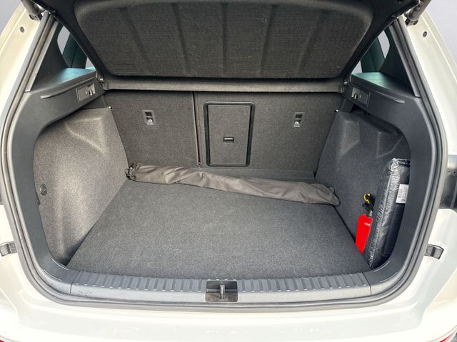 Ateca 2,0 TSI DSG 4x4 *LED+NAVI+AHK+BEATS+PANO*