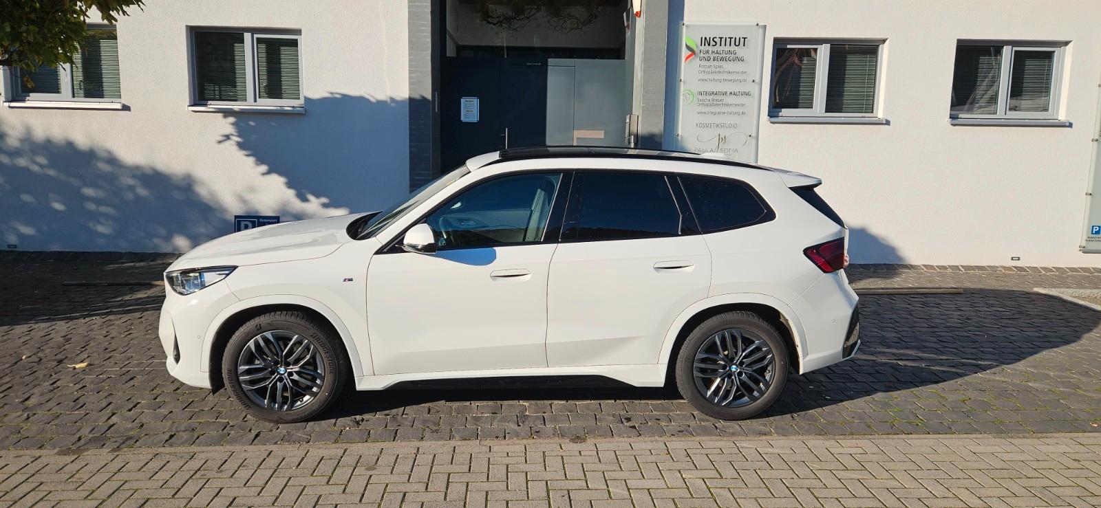 BMW X1 23 i xDrive M Sport 4x4 Allrad