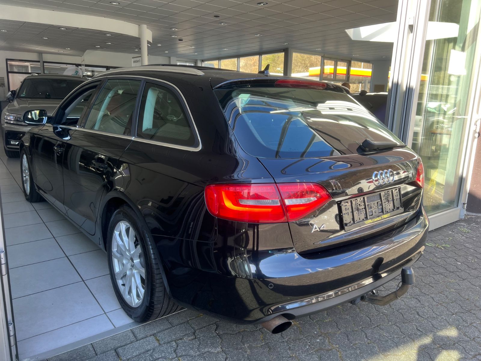 Fahrzeugabbildung Audi A4 Avant 2.0 TFSI Ambition *XENON/LED*AUTOMATIK*