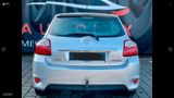 Toyota Auris 1,33-l-Dual-VVT-i - - Toyota Auris aus 2009