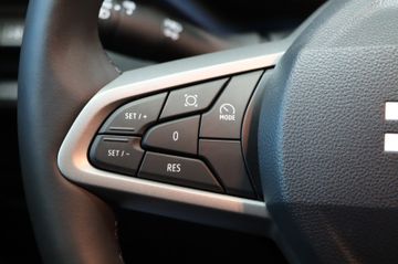 Dacia Duster III TCe 130 Expression 4x4 SH Kamera LED