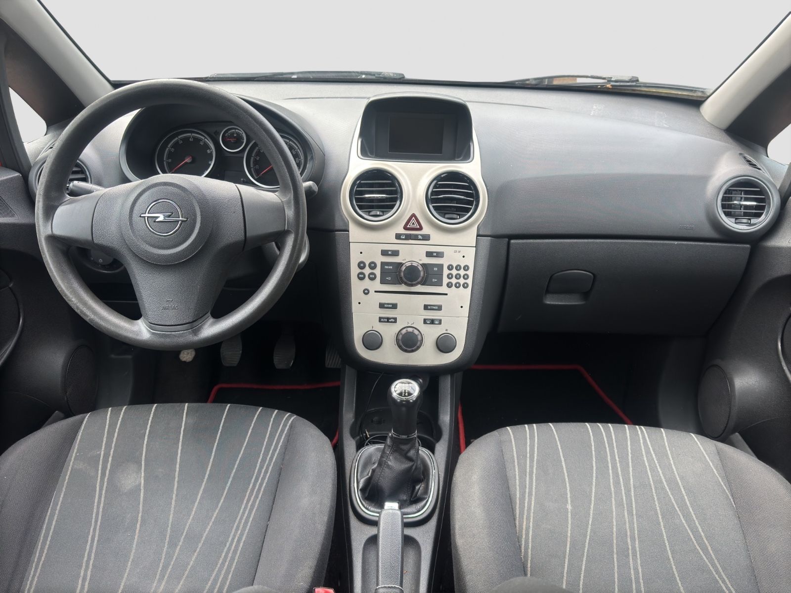 Fahrzeugabbildung Opel Corsa D Edition/Servo/TÜV:10.2026/Fahrradträger/