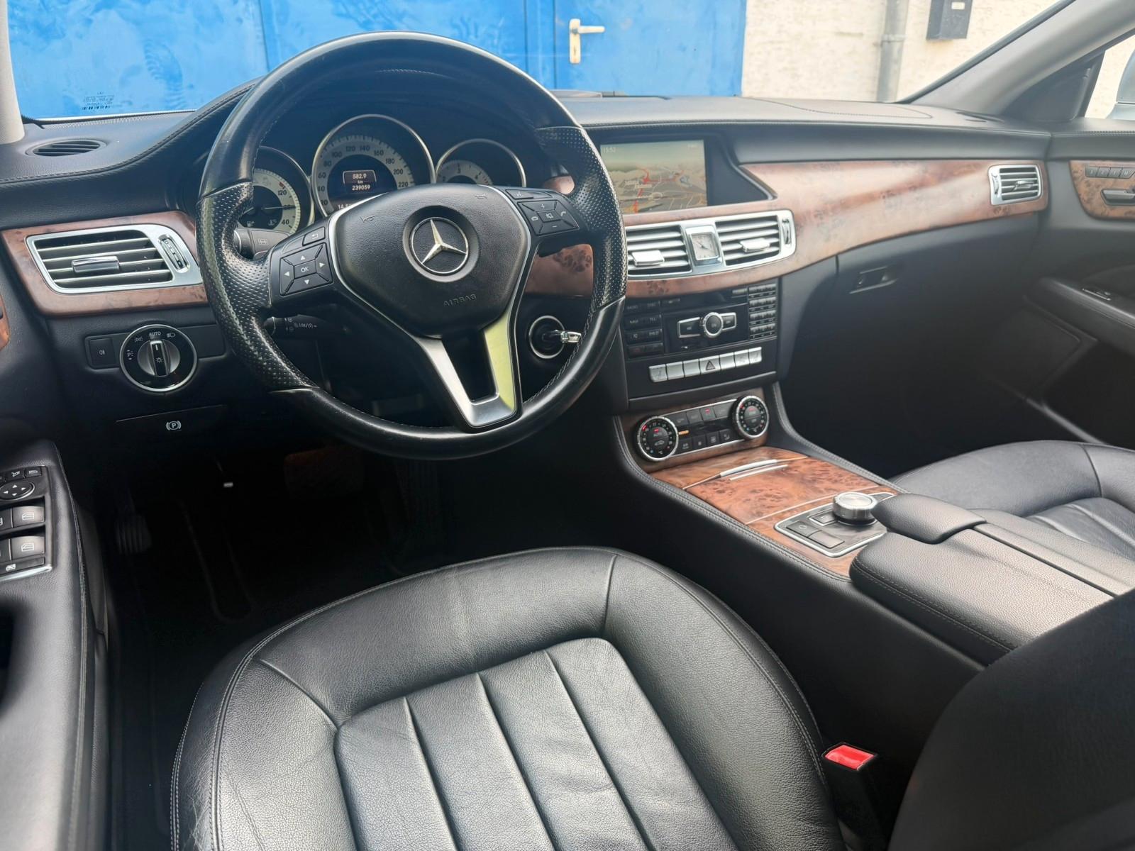 Mercedes-Benz CLS 350 CDI*KLI*MULTI*NAVI*PDC*TÜV*