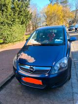 Opel Zafira , 1.9 Km 160000, 2010, 7 Sitze... - Opel Zafira mit Diesel-Antrieb: 1.9