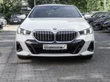 BMW 520d xDrive DA+,PA-Prof,STHZ,AHK,PANO,H/K - BMW 520 in Düsseldorf