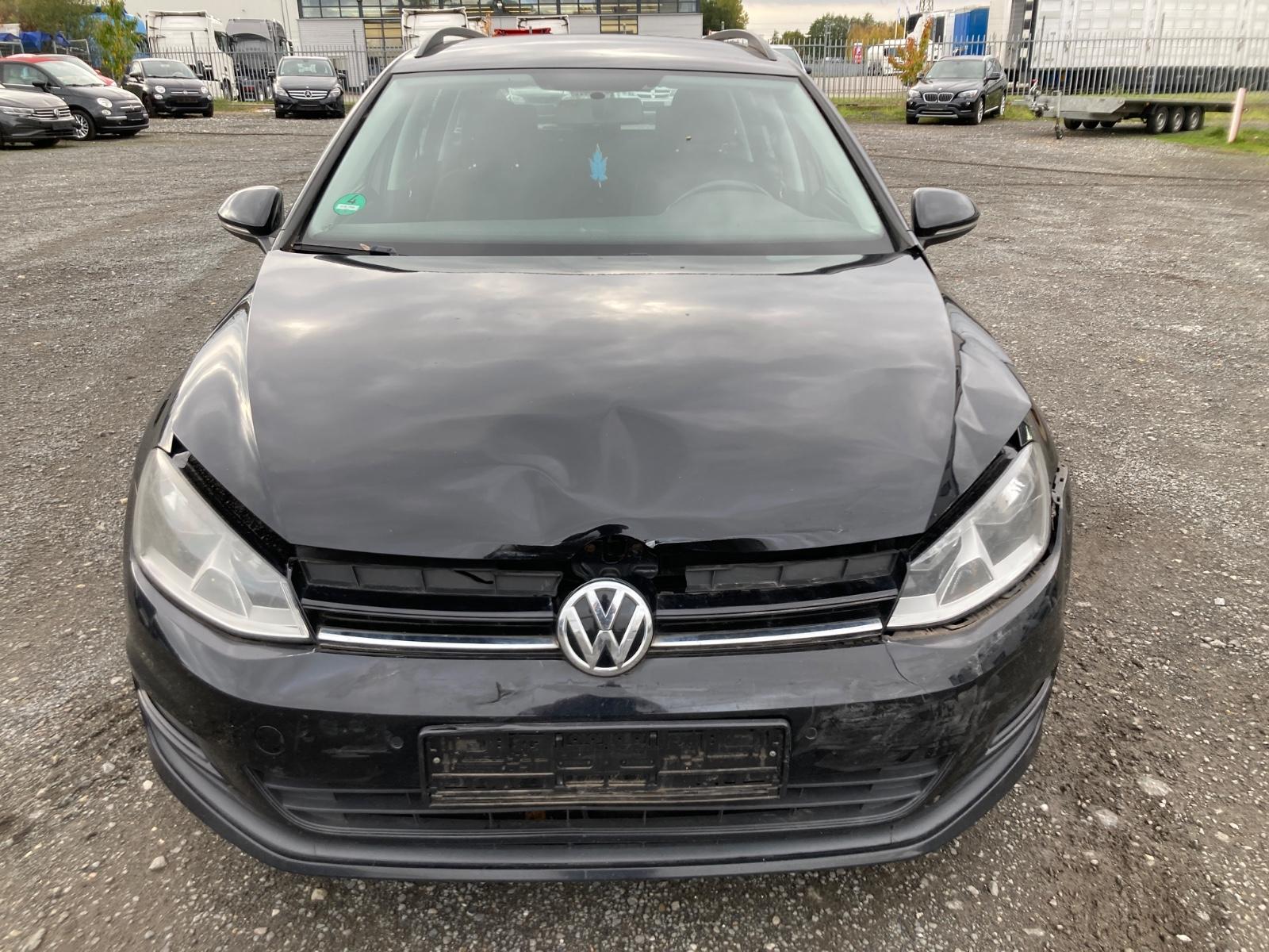 Volkswagen Golf 2014 — вигляд ззаду